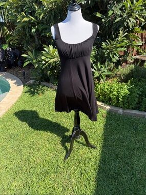Black Sleeveless Empire Waist Dress